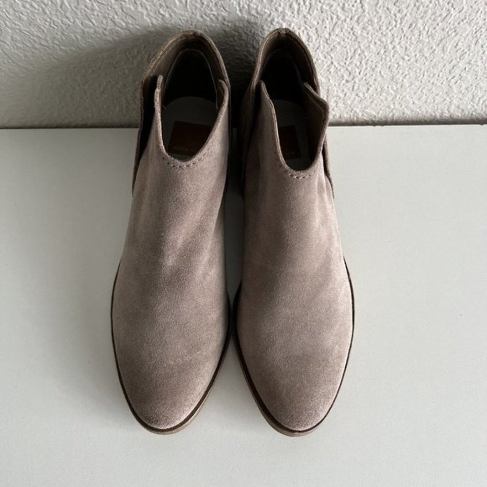Dolce Vita Women's Trist Ankle Booties 8 B Suede Taupe Almond Toe Slip On - Picture 3 of 9